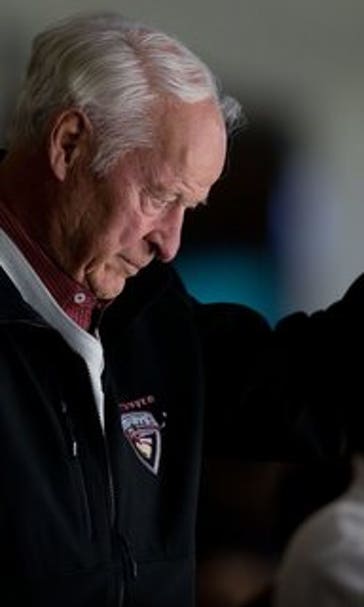Before 99, the NHL had No. 9: 'Mr. Hockey,' Gordie Howe